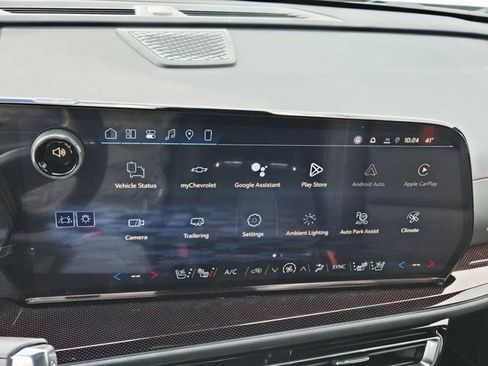 New 2026 Chevrolet Traverse RS image 21