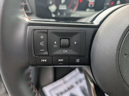 Certified 2025 Nissan Kicks SR AWD/4WD image 16