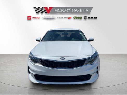 Used 2017 Kia Optima LX FWD image 8