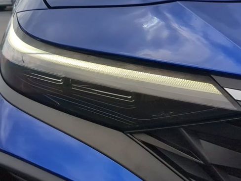 Used 2024 Hyundai Elantra SEL FWD image 9