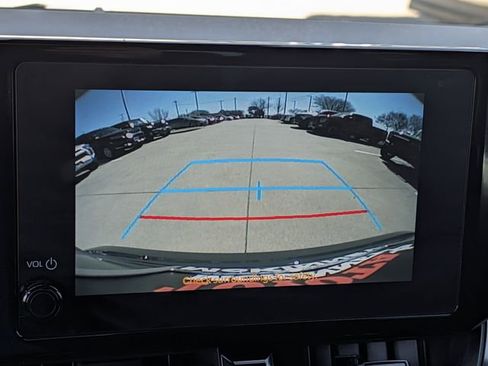 Used 2024 MAZDA MAZDA3 s image 19