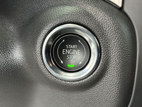 Used 2026 Chevrolet Silverado 1500 Custom AWD/4WD image 31