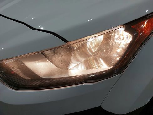 Used 2021 Ford Transit Connect XL image 27