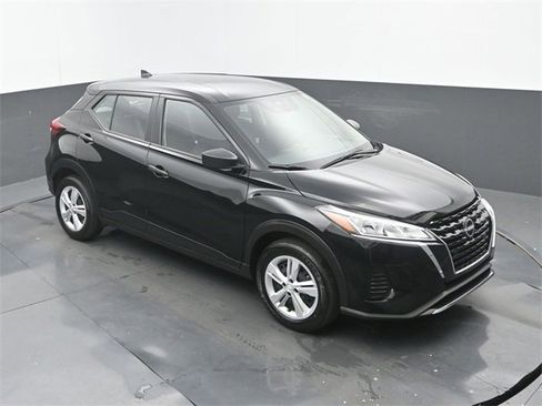 Used 2024 Nissan Kicks S image 26