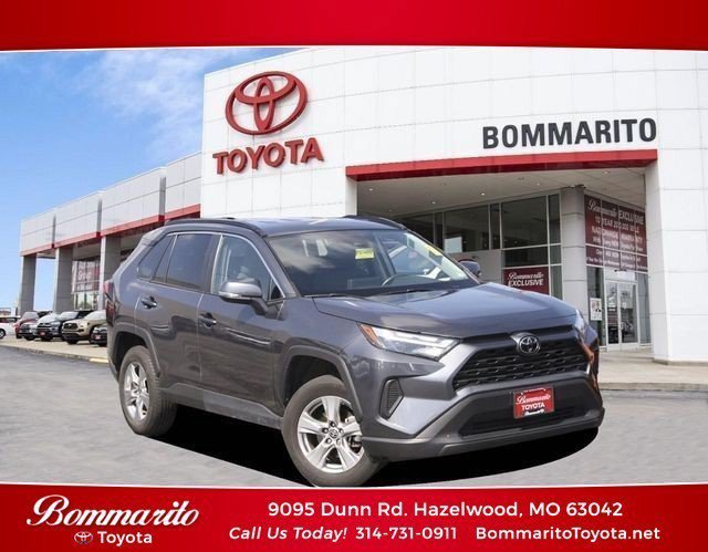 Used 2025 Toyota RAV4 XLE w/ Weather Package AWD/4WD image 1