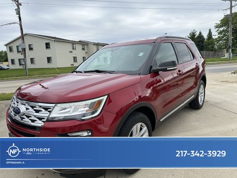 Used 2019 Ford Explorer XLT w/ Equipment Group 202A AWD/4WD image 1