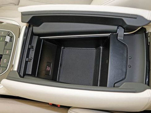 Used 2022 BMW X5 xDrive45e w/ Luxury Seating Package image 29