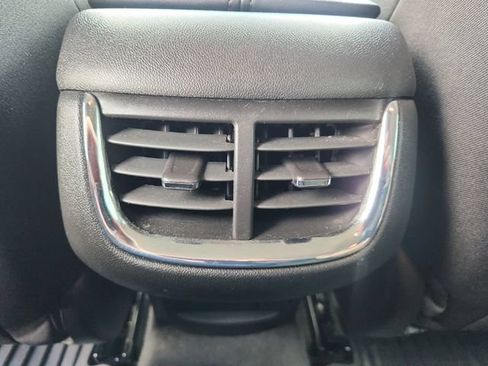 Used 2023 Chevrolet Malibu LT FWD image 20