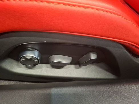 Used 2024 Chevrolet Corvette Stingray Preferred Cpe w/ Z51 Performance Package image 11