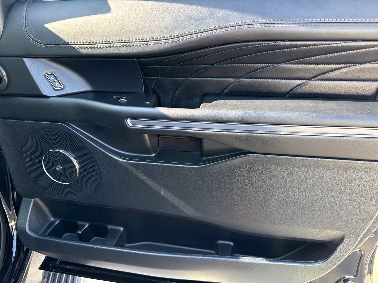 Used 2020 Ford Expedition Platinum RWD image 29