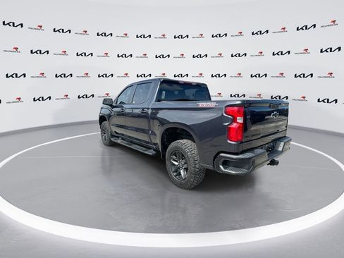 Used 2022 Chevrolet Silverado 1500 LT Trail Boss w/ LPO, Dark Essentials Package AWD/4WD image 6