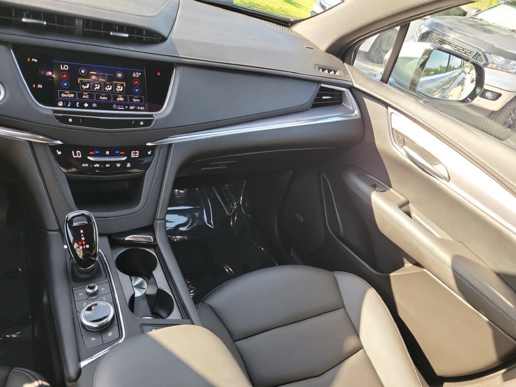 Used 2024 Cadillac XT5 Luxury FWD image 28