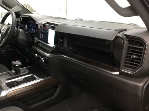 Used 2022 GMC Sierra 1500 Elevation image 45