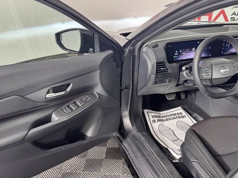 Used 2026 Nissan Sentra SR w/ Floor Mat Package FWD image 10