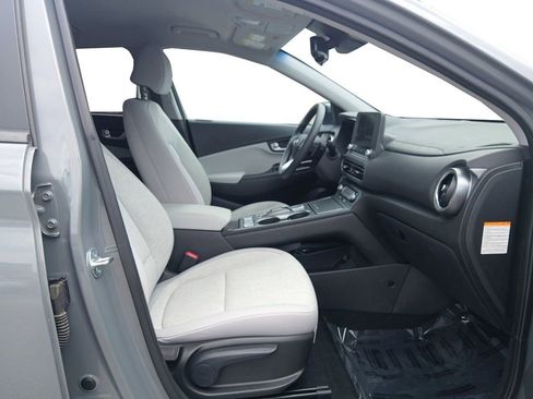 Certified 2023 Hyundai Kona SE FWD image 15