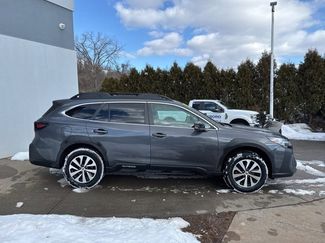 Used 2023 Subaru Outback Premium video 2