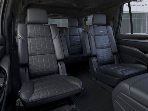 Used 2026 Cadillac Escalade Platinum Sport w/ LPO, ONYX Package AWD/4WD image 17