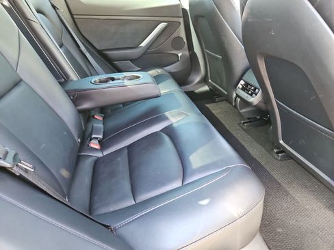 Used 2022 Tesla Model 3 Long Range image 18