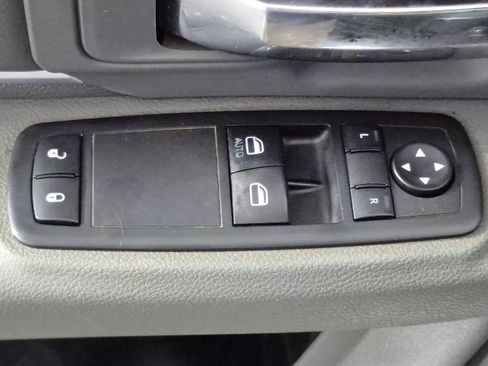 Used 2015 RAM 1500 Tradesman w/ Power & Remote Entry Group RWD image 16