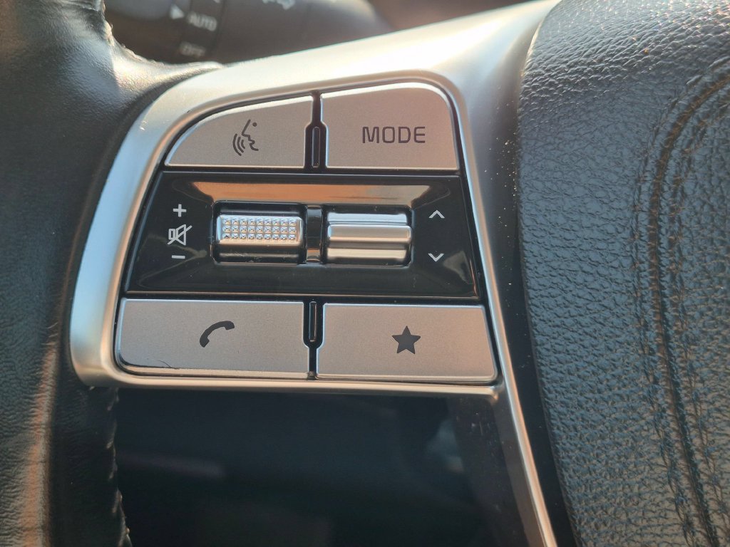 Used 2025 Kia Telluride S FWD image 21