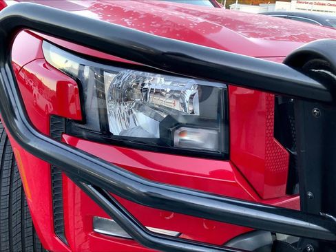 Used 2024 Nissan Frontier SV w/ SV Convenience Package image 26