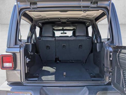 Used 2023 Jeep Wrangler Sport S image 7