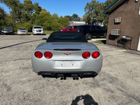 Used 2012 Chevrolet Corvette Convertible w/ 2LT Preferred Equipment Group image 4