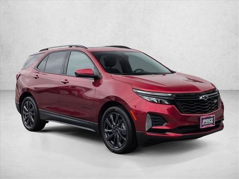 Certified 2024 Chevrolet Equinox RS FWD image 3