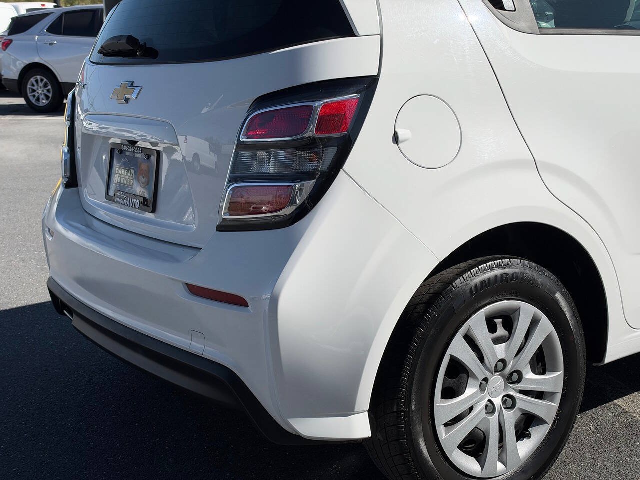 Used 2018 Chevrolet Sonic LT FWD image 36