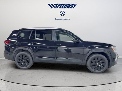 New 2026 Volkswagen Atlas SE AWD/4WD image 4