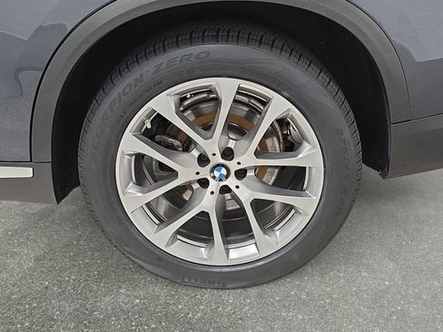 Used 2022 BMW X5 xDrive40i w/ Luxury Seating Package AWD/4WD image 31