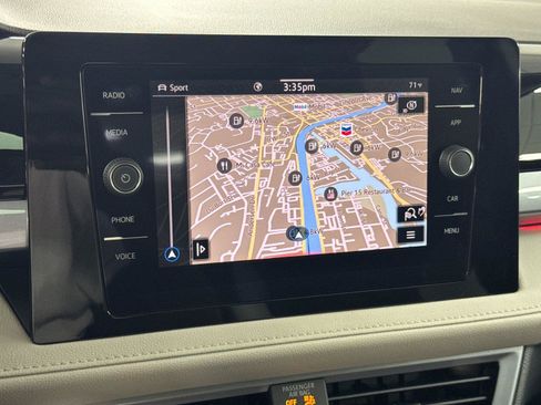 New 2026 Volkswagen Taos SEL AWD/4WD image 18
