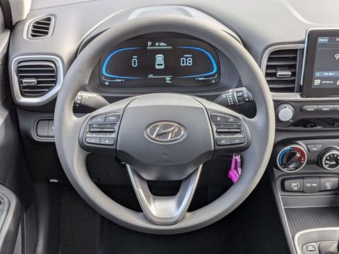 New 2026 Hyundai Venue SE image 18