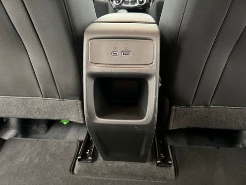 Used 2025 Chevrolet Trax LT w/ LT Convenience Package FWD image 21