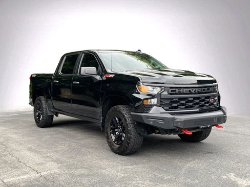 Used 2024 Chevrolet Silverado 1500 Custom Trail Boss AWD/4WD image 2