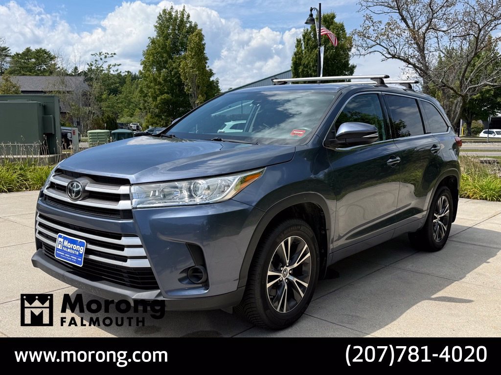 Used 2018 Toyota Highlander LE AWD/4WD image 2