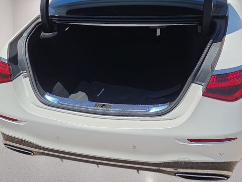 Used 2023 Mercedes-Benz S 500 4MATIC image 18