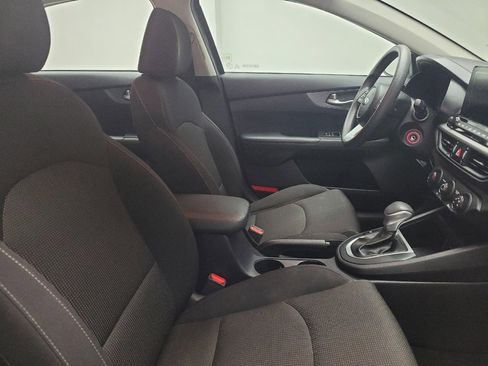 Used 2020 Kia Forte LXS FWD image 21