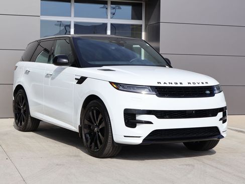 Certified 2025 Land Rover Range Rover Sport Dynamic SE AWD/4WD image 3