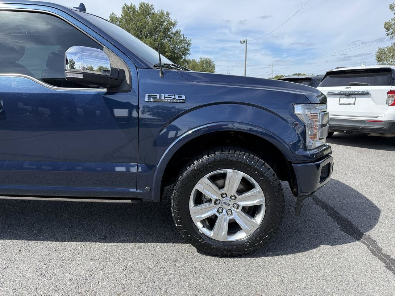 Used 2019 Ford F150 Platinum w/ Equipment Group 701A Luxury AWD/4WD image 45