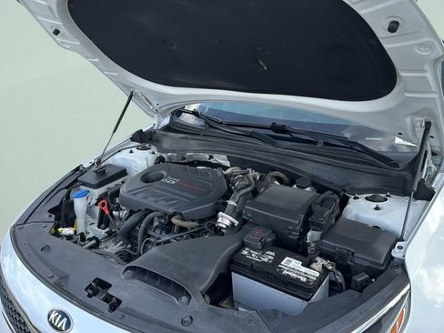 Used 2016 Kia Optima SX w/ Technology Package FWD image 10