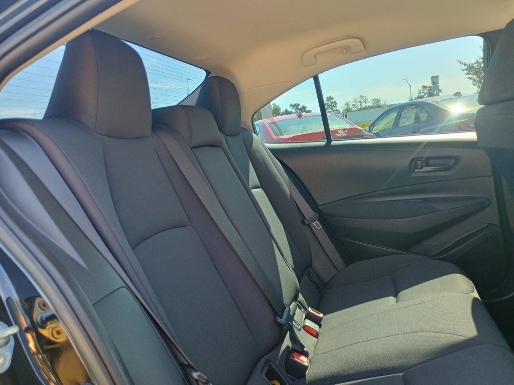 Used 2023 Toyota Corolla LE FWD image 20
