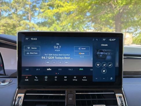 Used 2024 Lincoln Navigator Black Label AWD/4WD image 15