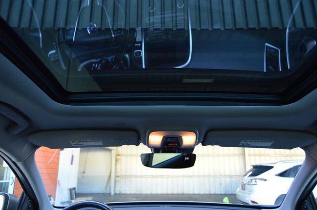Used 2015 Volvo XC60 T5 Premier w/ Proximity Package FWD image 62