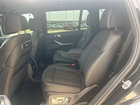 Certified 2023 BMW X7 xDrive40i w/ M Sport Package AWD/4WD image 5
