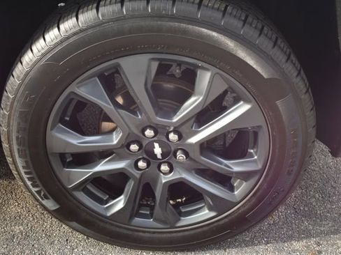 Used 2019 Chevrolet Traverse RS image 54