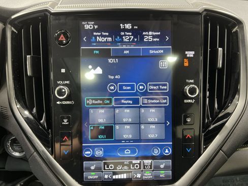 Used 2023 Subaru Ascent Onyx Edition AWD/4WD image 16