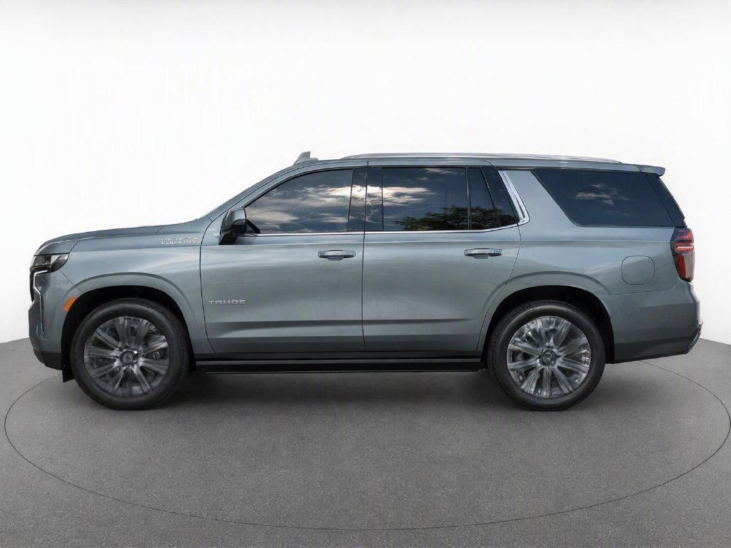 Used 2024 Chevrolet Tahoe High Country w/ Premium Package 2 AWD/4WD image 7