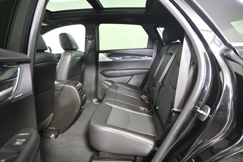 Used 2024 Cadillac XT5 Premium Luxury AWD/4WD image 18