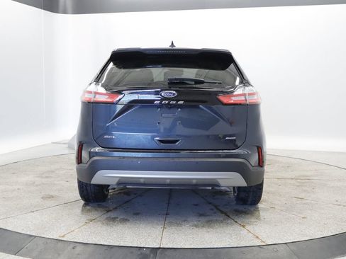 Used 2023 Ford Edge SEL w/ Convenience Package AWD/4WD image 4
